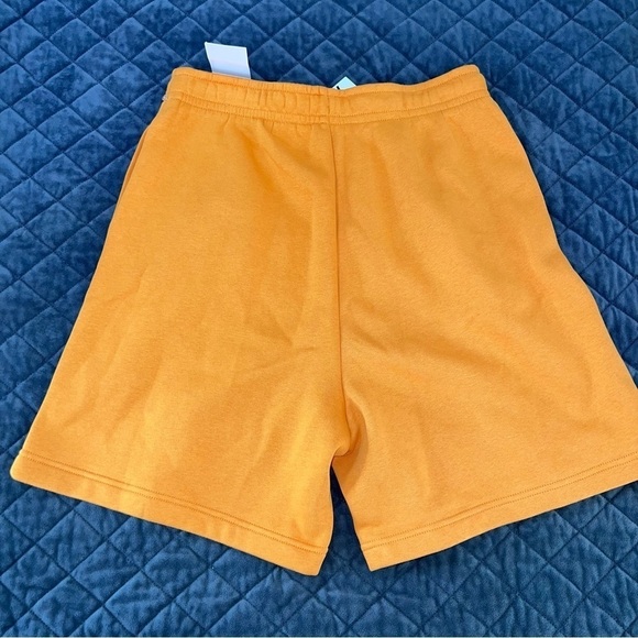 Nike Shorts Women Medium Essential Sweat shorts Fleece Orange Oversized Z - Picture 4 of 10